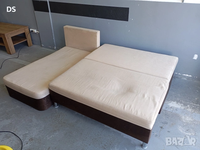 Ъглов диван , снимка 2 - Дивани и мека мебел - 53705679