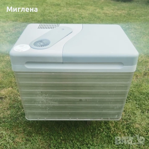Хладилна чанта на 12 и 220 волта