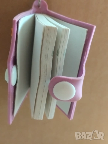 Hello Kitty детски ключодържател мини тефтерче, снимка 3 - Образователни игри - 53078425