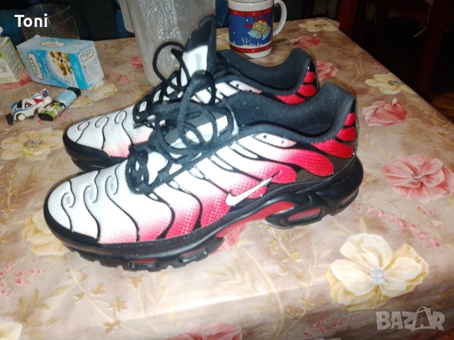 обувки Nike air max airmax plus black red 44 us10 uk9 28см-чисто нови!!!, снимка 5 - Маратонки - 53598377