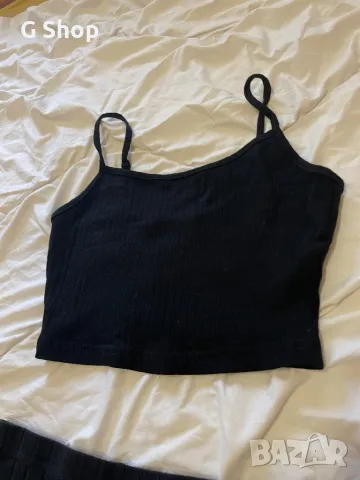 Късо спортно бюстие панталонки с джобче къс потник топ черно, снимка 6 - Спортни екипи - 49917383