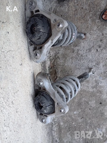 Предни амортисьори Audi A4 B6 2.5 180 quattro , снимка 3 - Части - 50717172