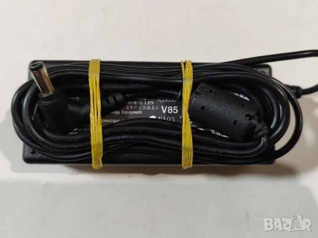 Оригинално зарядно ASUS 19V / 3.42A / 65W, снимка 3 - Части за лаптопи - 48982755