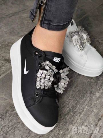 дамски маратонки nike, снимка 2 - Маратонки - 51028099