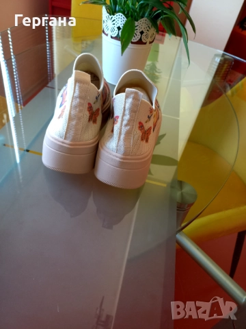 Нови обувки на платформа , снимка 4 - Дамски ежедневни обувки - 51648314