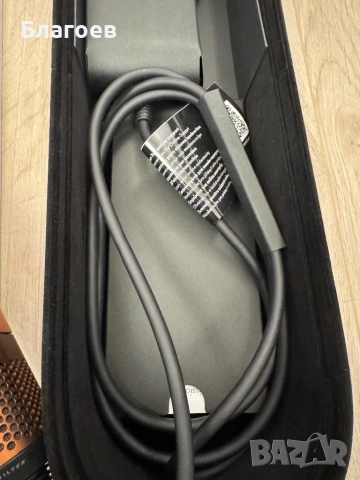 Нова с гаранция Преса за коса Dyson HT01 Airstrait™, Amber silk / Pink champagne, снимка 6 - Преси за коса - 53219591