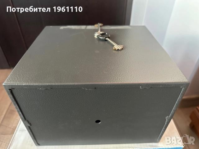 Метална Каса/Сейф за пистолет, снимка 8 - Други инструменти - 52803076