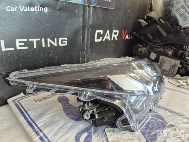 Фар фарове десен Toyota Corolla E210 E21 far farove Тойота Корола Е21 Е210, снимка 2 - Части - 54286988