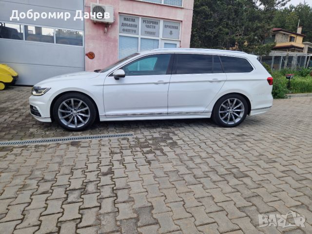 VW Passat 2,0 TDI R-Line Камера Амбиент Мъртва зона ACC Следене на ленти, снимка 2 - Автомобили и джипове - 45585178