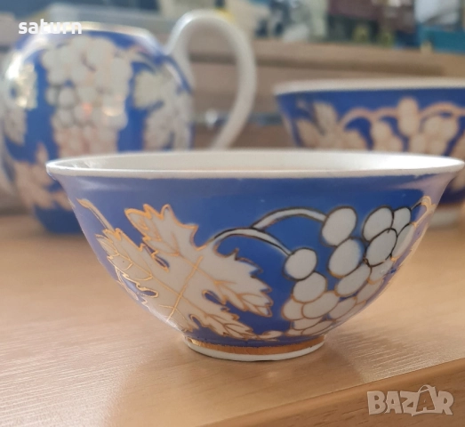 порцеланов сет грозде и злато, снимка 2 - Сервизи - 52391535