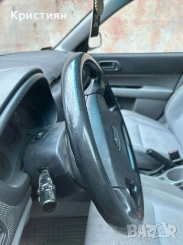 Subaru Forester 2.0i 125 кс 4X4, снимка 5 - Автомобили и джипове - 52064100