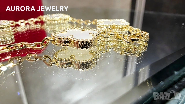 Van Cleef & Arpels VCA 5 Motifs Gold Mother of Pearl Vintage Alhambra Дамска Гривна, снимка 8 - Гривни - 53344895