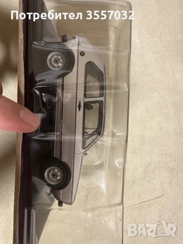 Количка 1:24 VW Golf 1 GTI, снимка 2 - Колекции - 53145020