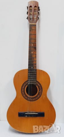 Стара акустична китара(7.1) , снимка 1 - Антикварни и старинни предмети - 46411906