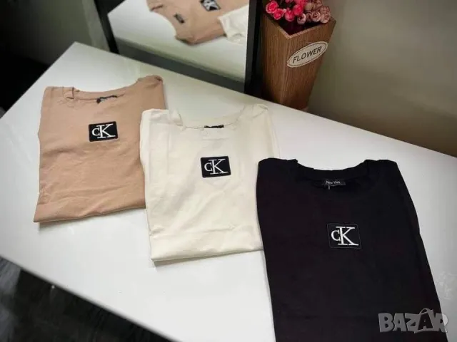 памучни дамски тениски с бродирано лого calvin klein , снимка 1 - Тениски - 47409887