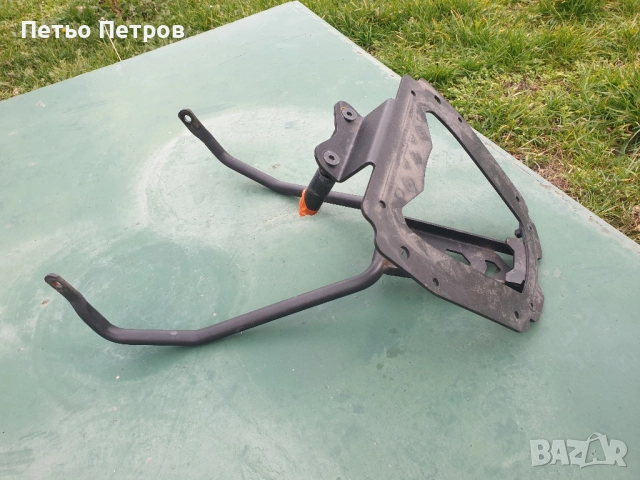 Yamaha x max 201-2024г. стойка за багажен куфар 