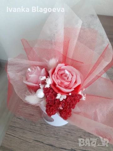 Нежни букетчета от свещи, снимка 7 - Декорация за дома - 53343574