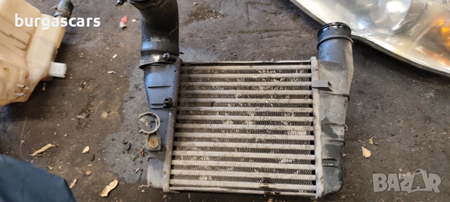 Интеркулер 8E0 145 805 AA Audi A4 B7 Avant 1.9 - 116к.с.