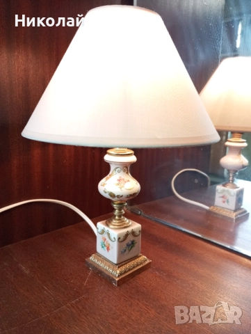 Красива Италианска нощна лампа