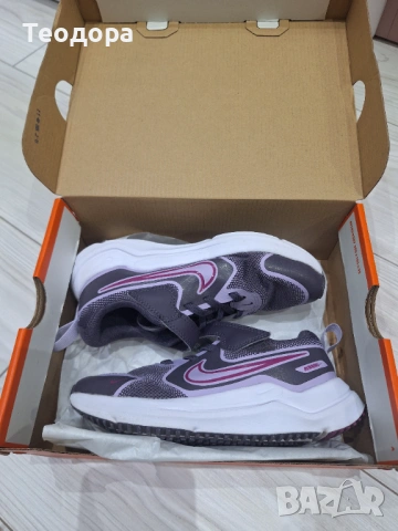 Nike за момиче