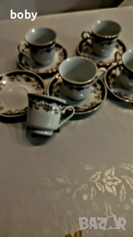 Продавам сервиз за кафе, снимка 4 - Чаши - 53690205