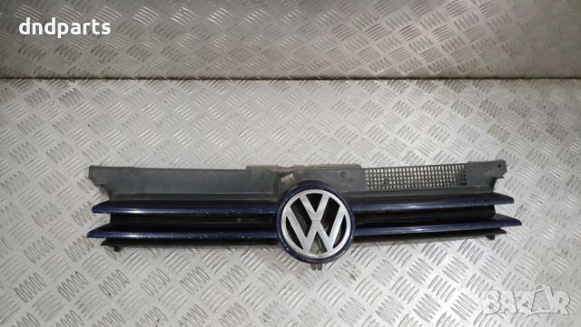 Решетка VW Golf 4 2000г.	
