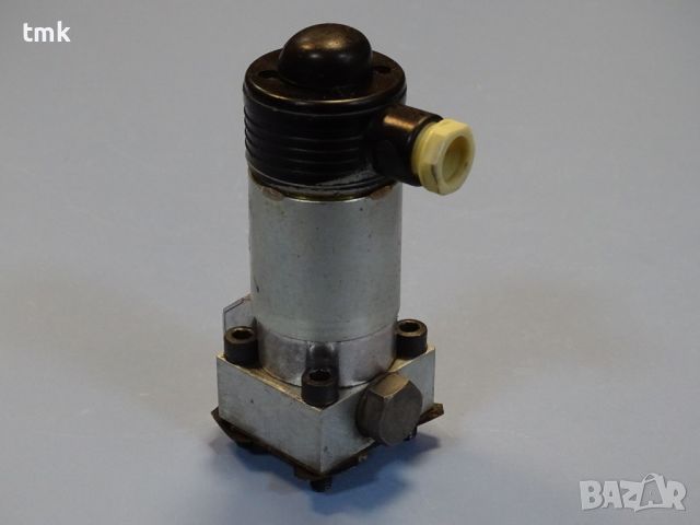 Хидравличен клапан HAWE G3-1 solenoid operated directional seated valve, снимка 2 - Резервни части за машини - 45336718