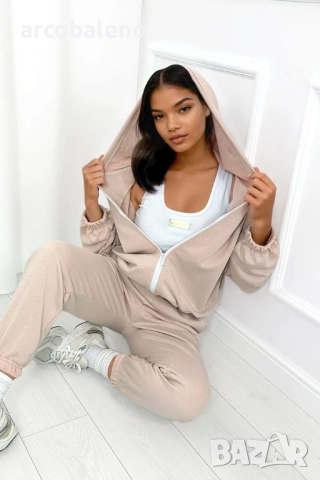 Дамски комплект анцуг Gloria, суитшърт и 7/8 панталон, 3цвята , снимка 6 - Комплекти - 51625350