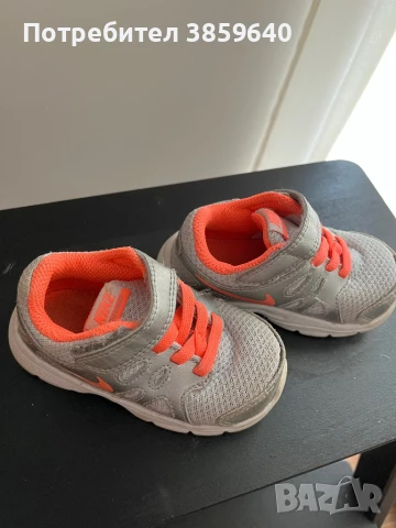 Бебешки маратонки Nike 21 номер, снимка 2 - Детски маратонки - 50849810
