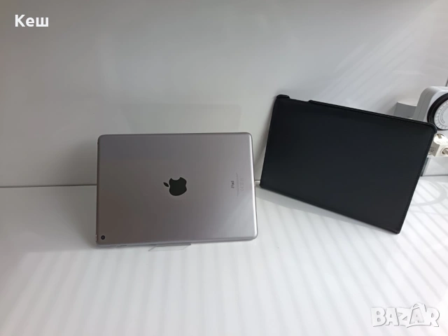 Таблет Apple iPad 6th Gen (A1893), снимка 2 - Таблети - 54269988