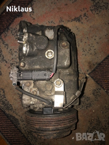 Компресор Климатик BMW марка Denso модел 7SBU17C G447260-1571, снимка 2 - Части - 53577217