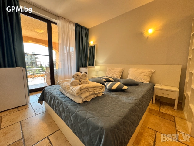 Слънчево студио с гледка басейн | Калиакрия, снимка 3 - Квартири, нощувки - 54152274