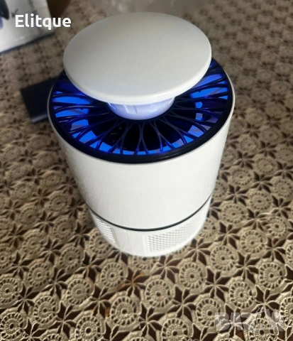 LED лампа против комари с USB захранване