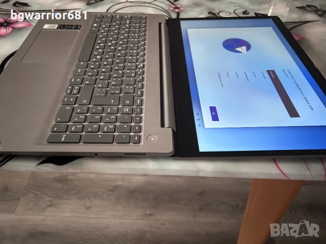 LENOVO IdeaPad 3 HDD 256GB, WINDOWS 11, Intel Pentium GOLD, снимка 4 - Лаптопи за работа - 51044363