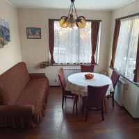 Продавам 3 етажна къща в с. Маджаре - Самоков, снимка 4 - Къщи - 45675794