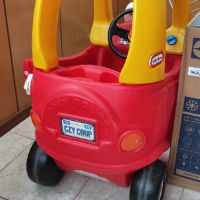 Детска количка Little Tikes, Cozy Coupe, Червена, снимка 3 - Коли, камиони, мотори, писти - 45697999