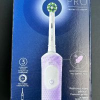 Oral-B Vitality PRO (Black/Pink) / Електрическа четка за зъби, снимка 2 - Друга електроника - 45256536