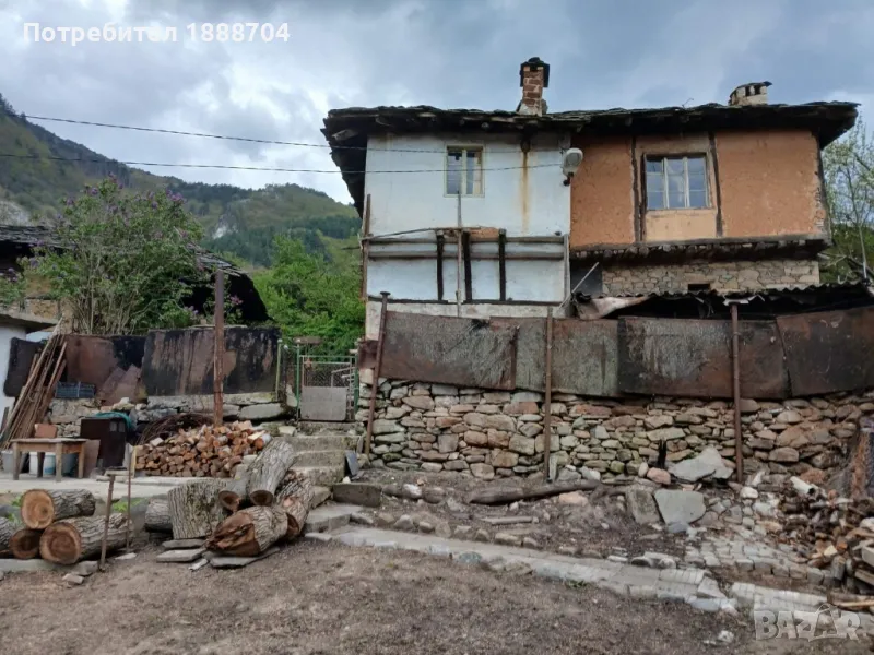 Продава се къща в село Наречен, снимка 1