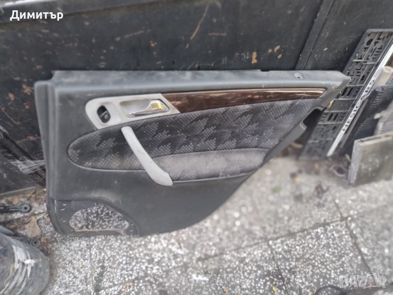 Кора Врата Задна Дясна За Мерцедес Ц Комби 2003г / Mercedes C Combi 2003y, снимка 1