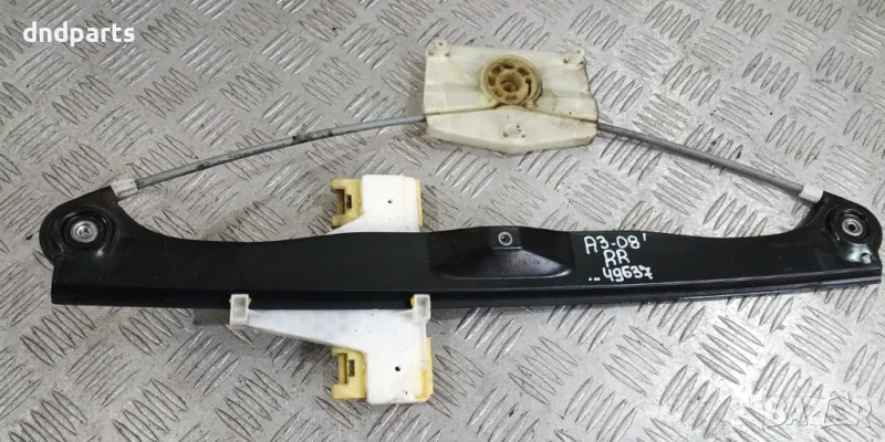 Стъклоповдигач Audi A3 2008г.(заден десен)	, снимка 1