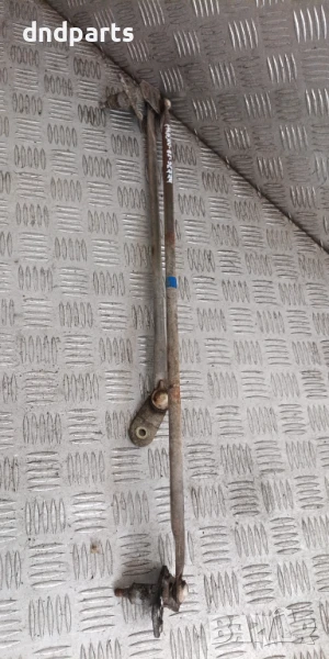 Рамена предни чистачки Mitsubishi Pajero 3.2DiD 2002г.	, снимка 1