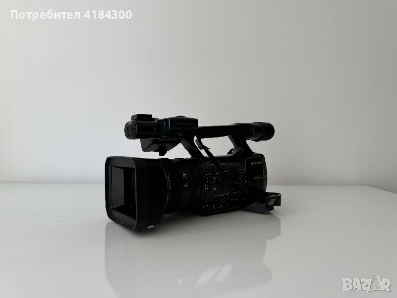 Професионална камера - Sony HDR-AX2000 1080p AVCHD Camcorder 20x Zoom, снимка 1