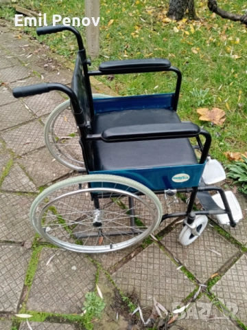 Инвалидна количка ,стол тоалетна и проходилка