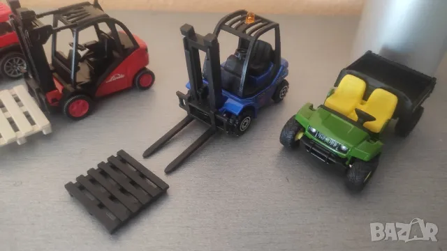 Модели мащаб 1:50, снимка 2 - Коли, камиони, мотори, писти - 49970938