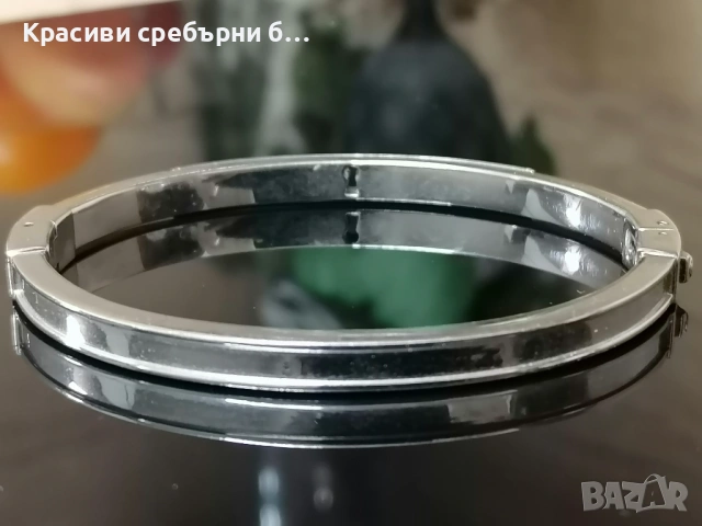 Fossil оригинална твърда гривна , снимка 2 - Гривни - 53709573