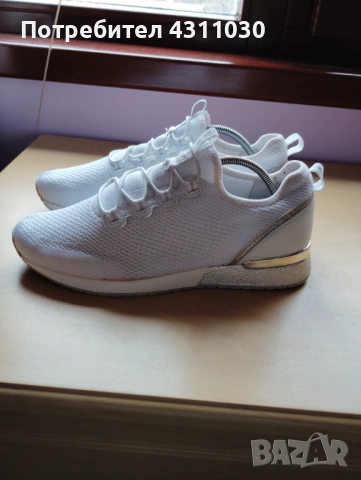 Дамски маратонки Venice 41 номер, снимка 3 - Маратонки - 53807410