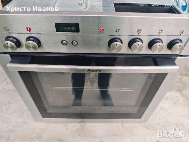 Печка с плот Neff , снимка 3 - Печки, фурни - 50756878