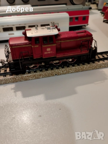 Дизелов локомотив Marklin, снимка 5 - Колекции - 53926150
