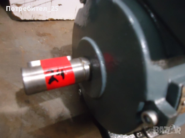 Трифазни ел.мотори 940 об/мин., снимка 6 - Електродвигатели - 53068402