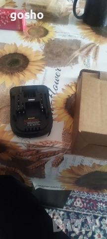Адаптер Bosch 18V към Makita 18V с USB изход, снимка 2 - Други инструменти - 53899586